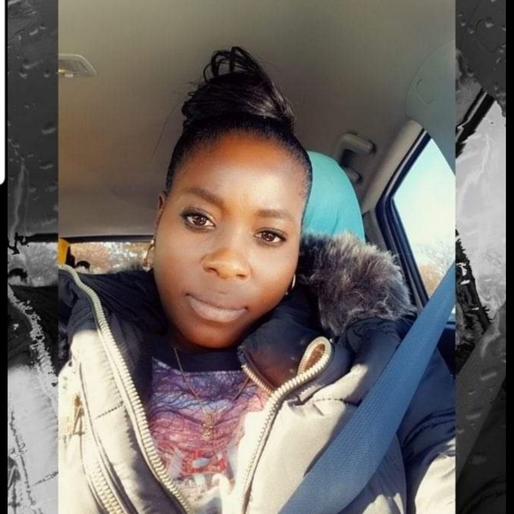 Meet your Posher, Heather - Picture 1 of 1